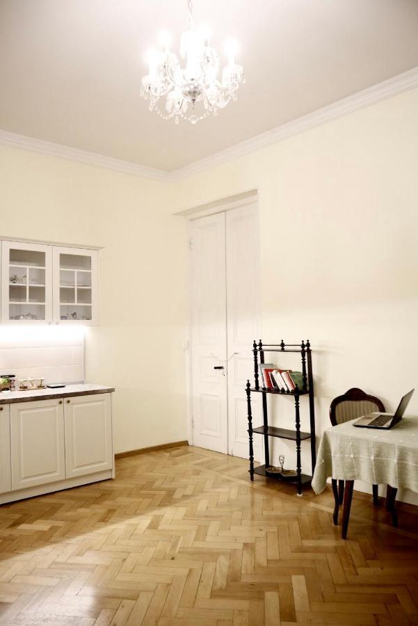 Mariko'S Apartment Тбилиси Екстериор снимка